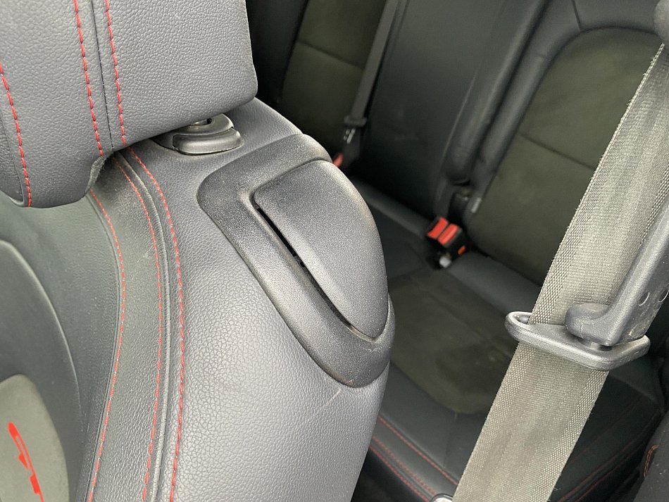 Kia Ceed 1.6 T-GDi GT