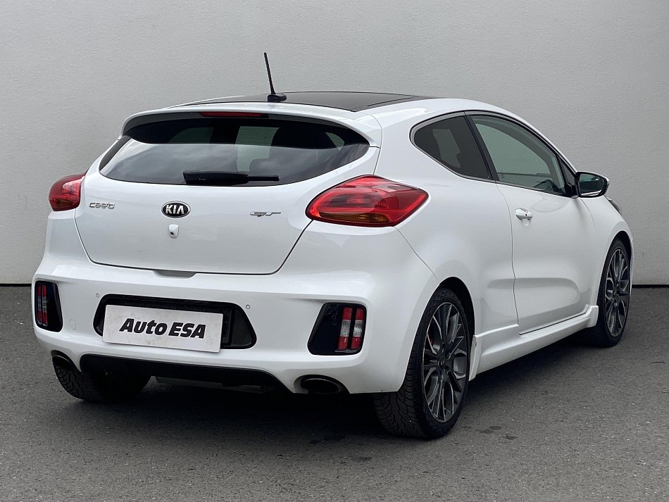 Kia Ceed 1.6 T-GDi GT