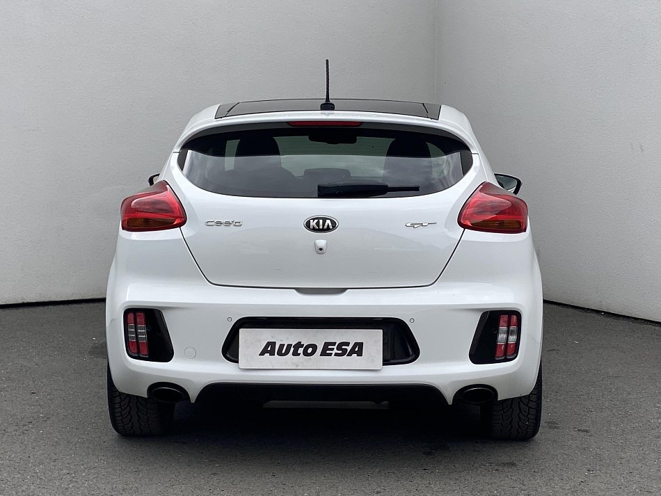 Kia Ceed 1.6 T-GDi GT