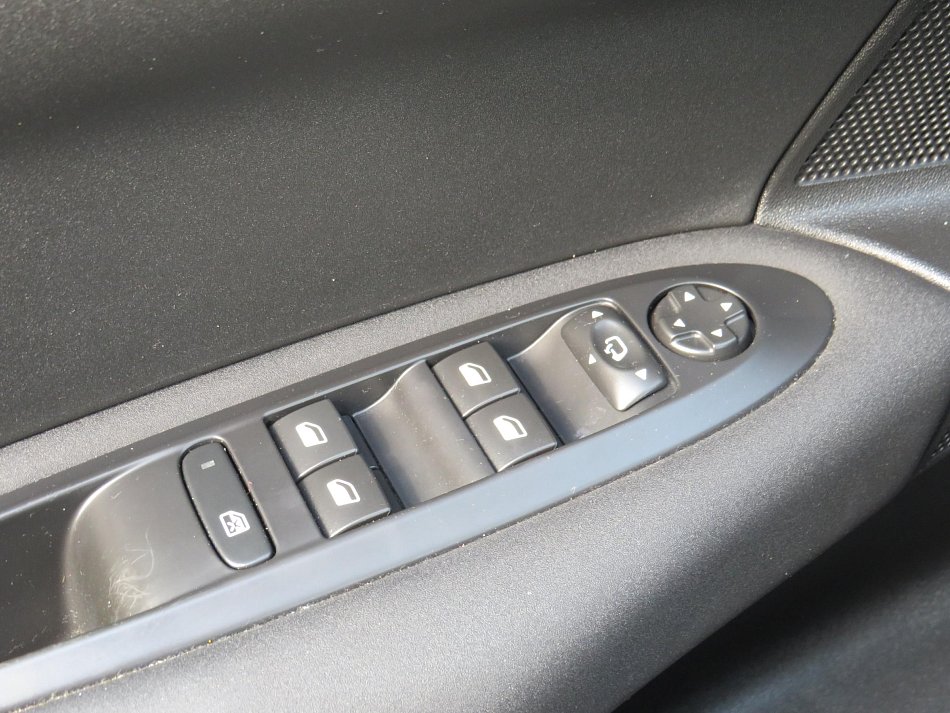 Citroën C4 1.2 PT Selection