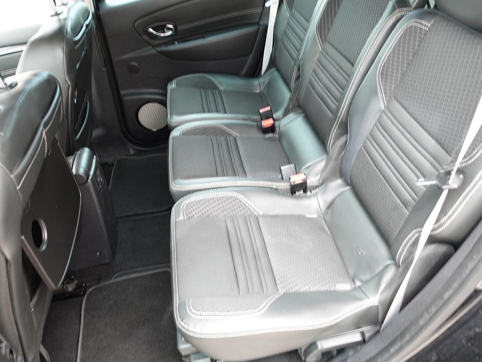 Renault Grand Scénic 1.5 dCi  7míst
