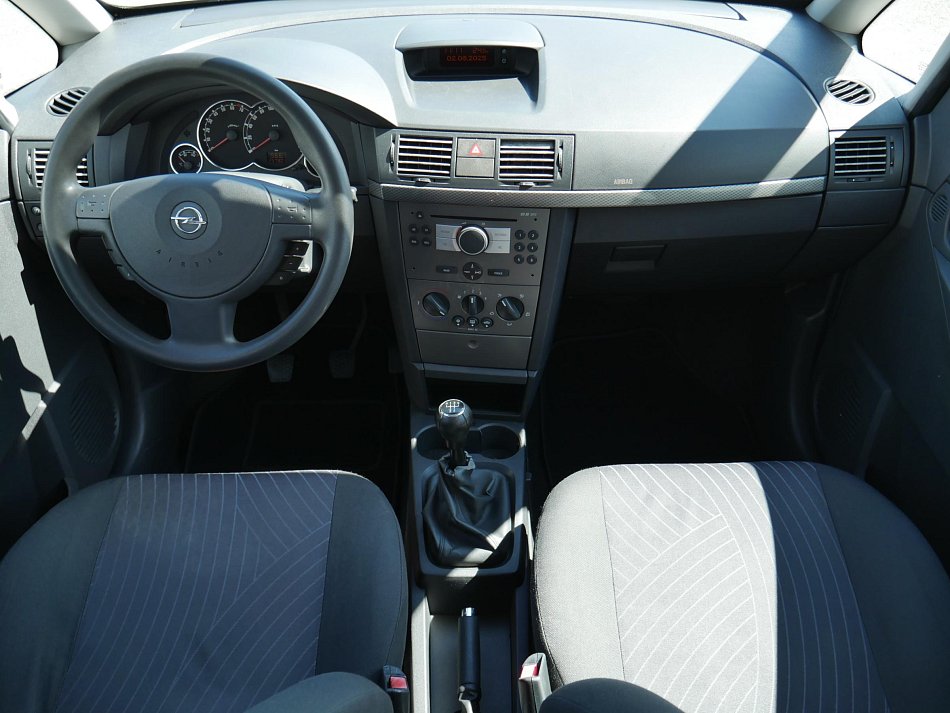 Opel Meriva 1.6i 