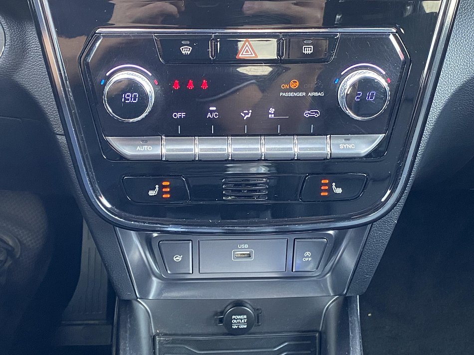 SsangYong Tivoli 1.5  Grand