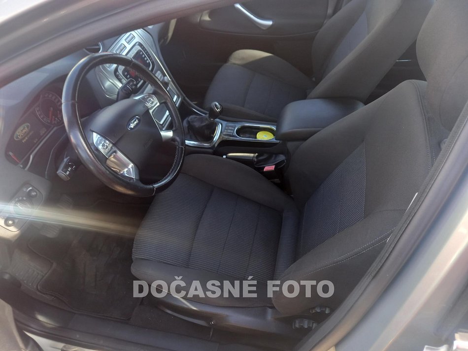 Ford Mondeo 2.0 i 