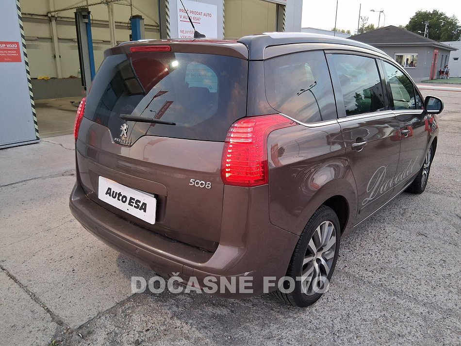 Peugeot 5008 2.0HDi 