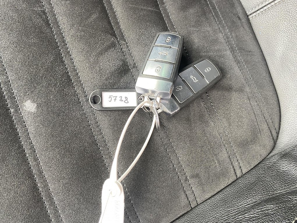 Volkswagen CC 2.0 TDi Sport