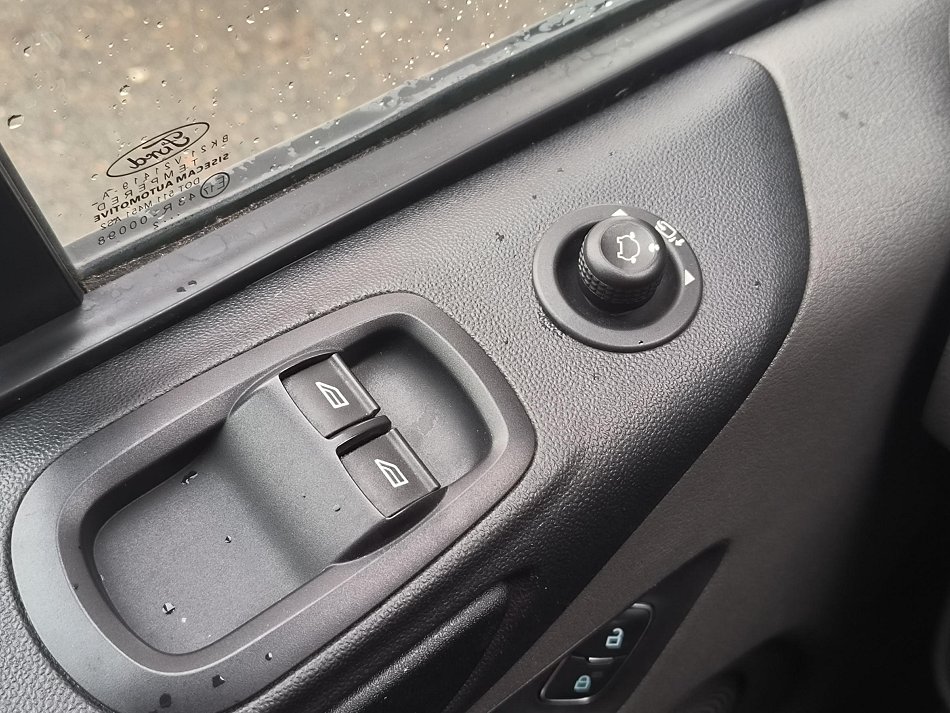 Ford Transit Custom 2.0TDCi Trend L2 6míst