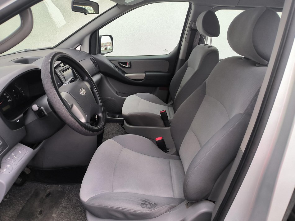 Hyundai H 1 2.5CRDi  8míst