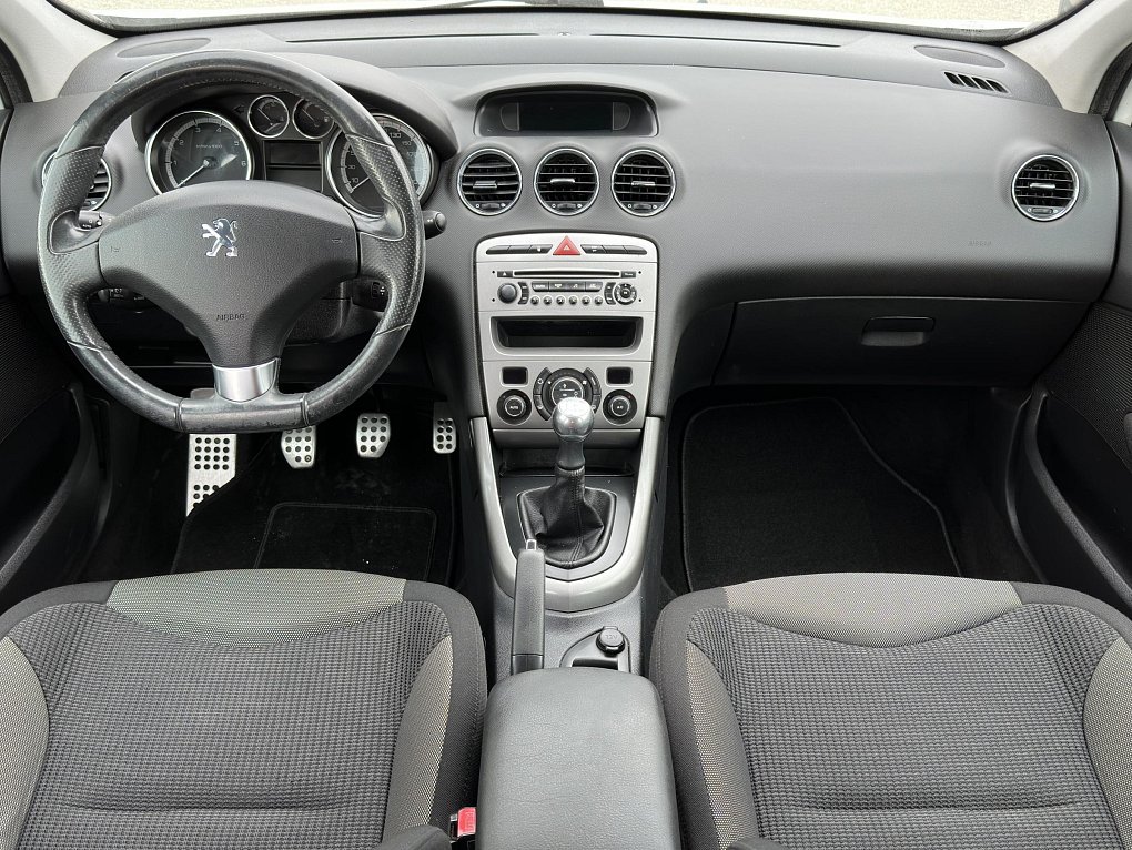Peugeot 308 1.6 VTI 
