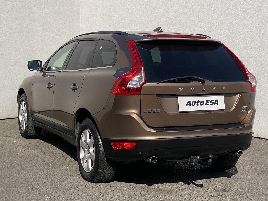 Volvo XC60 2.4 D5 Momentum AWD