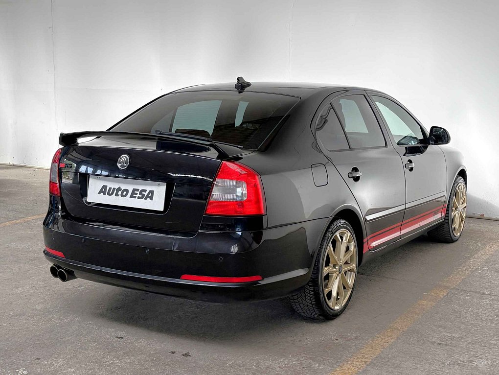 Škoda Octavia II 2.0 TFSi RS