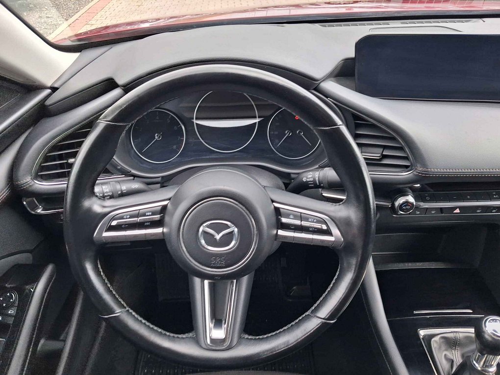 Mazda 3 2.0i 
