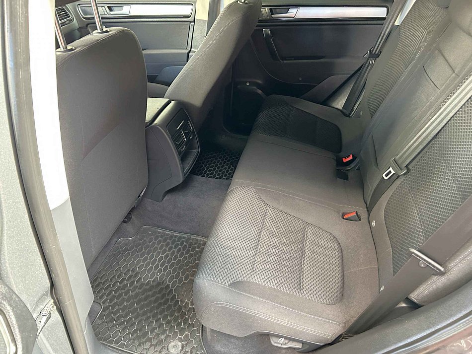 Volkswagen Touareg 3.0TDi  quattro