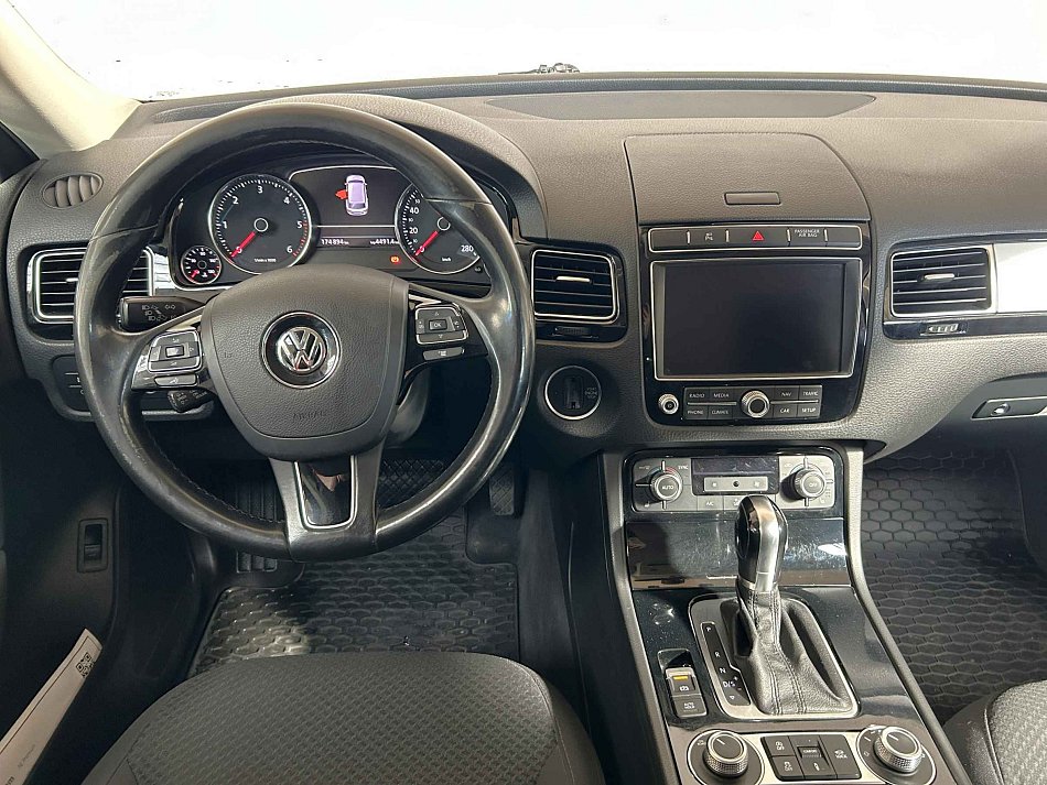Volkswagen Touareg 3.0TDi  quattro
