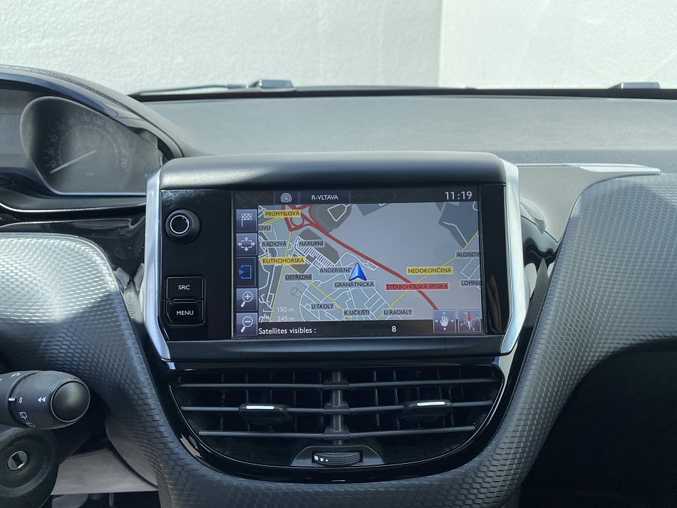 Peugeot 208 1.2 PT Style