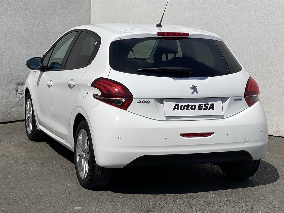 Peugeot 208 1.2 PT Style