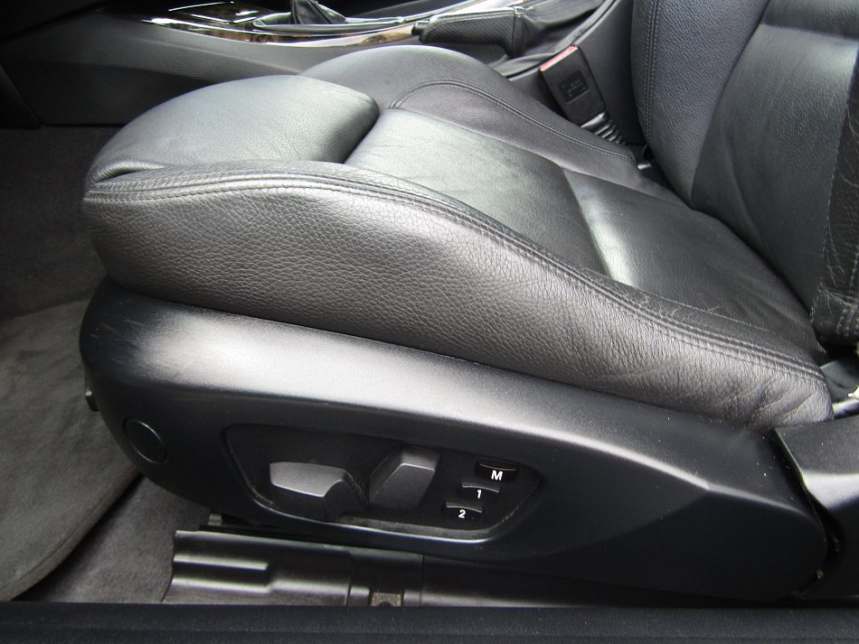 BMW Řada 3 3.0i  325i