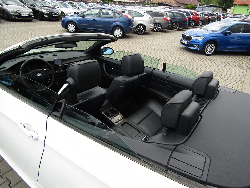 BMW Řada 3 3.0i  325i