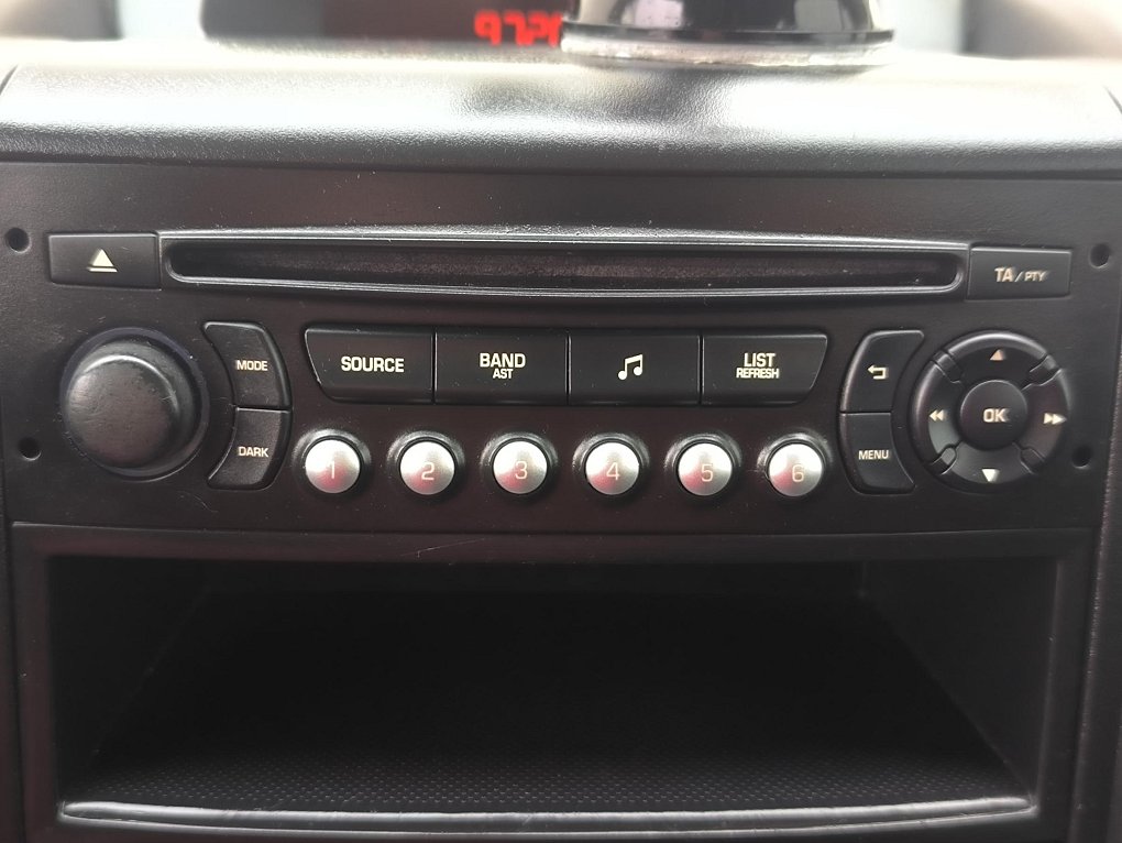 Citroën Berlingo 1.6HDi  6míst