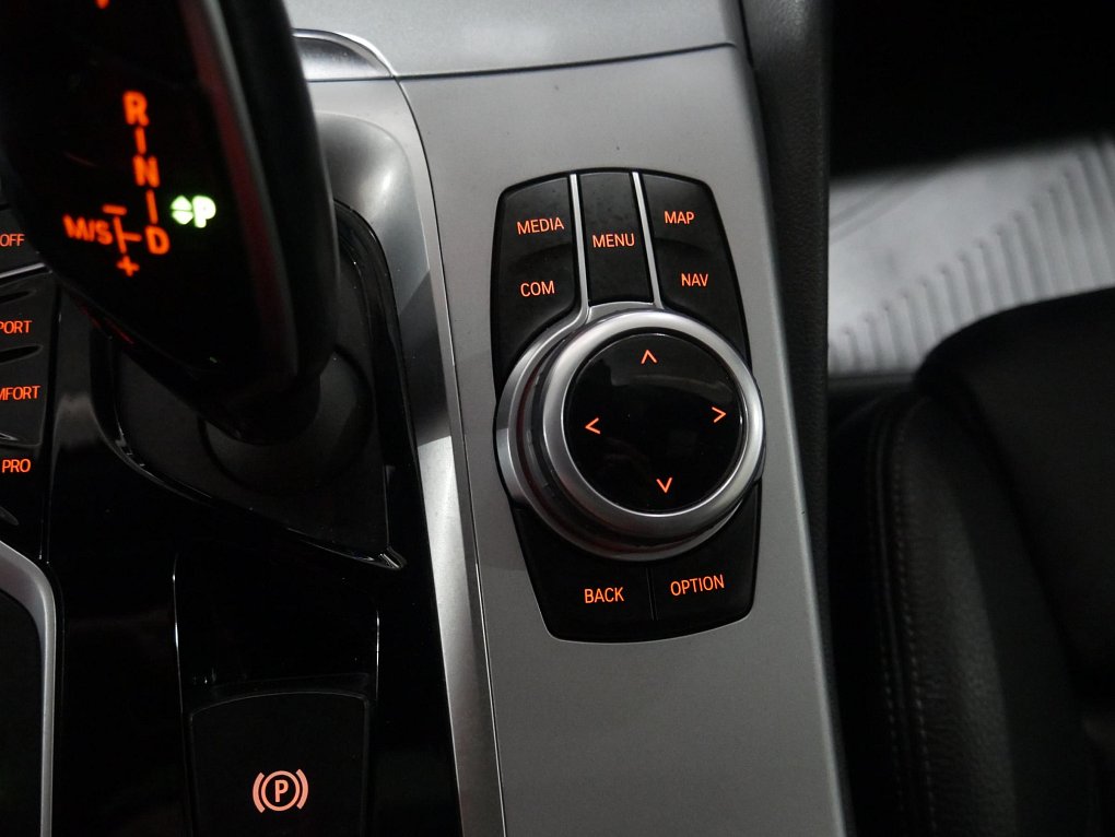 BMW Řada 5 520xd  520xd