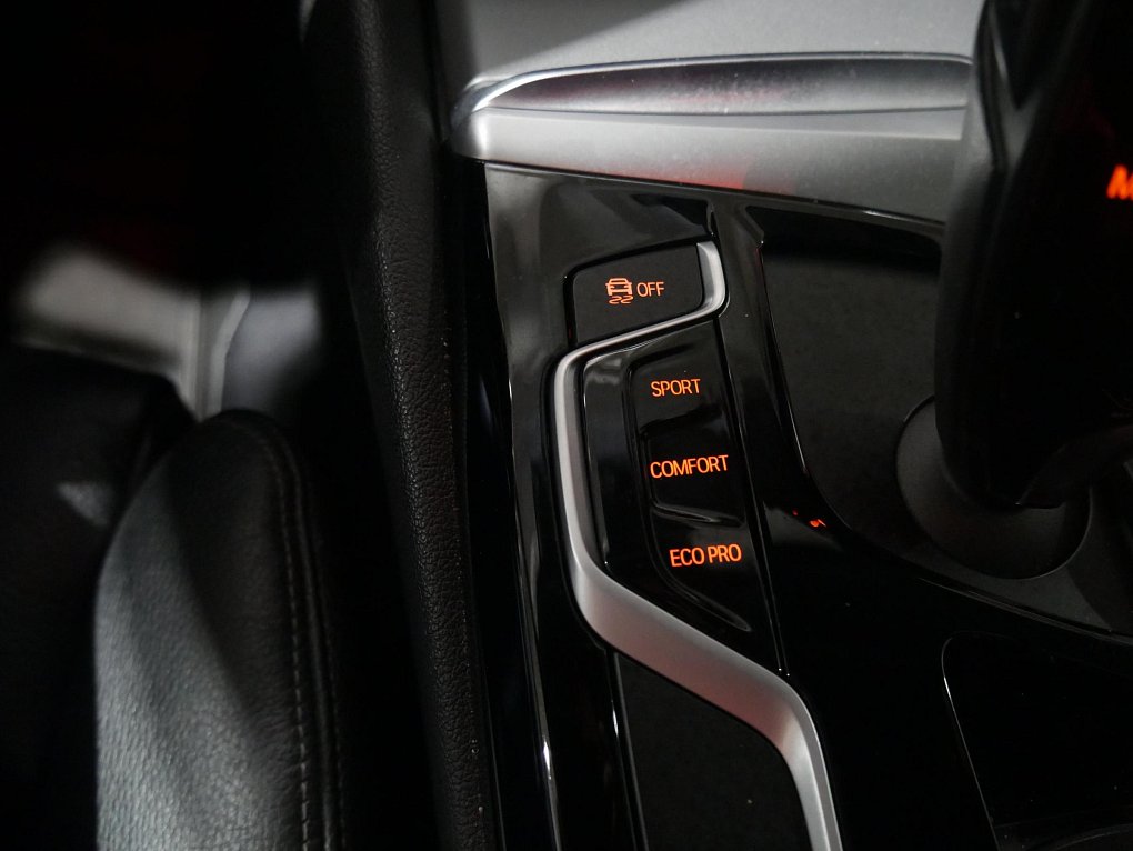 BMW Řada 5 520xd  520xd