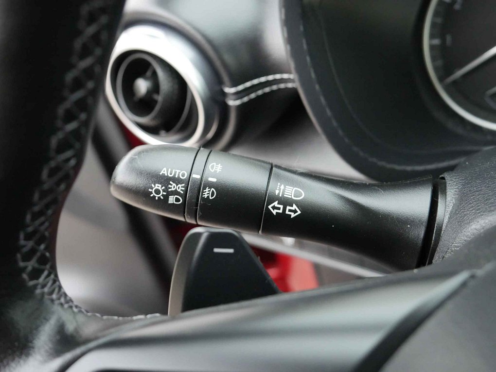 Nissan Juke 1.0 DIG-T N-Connecta