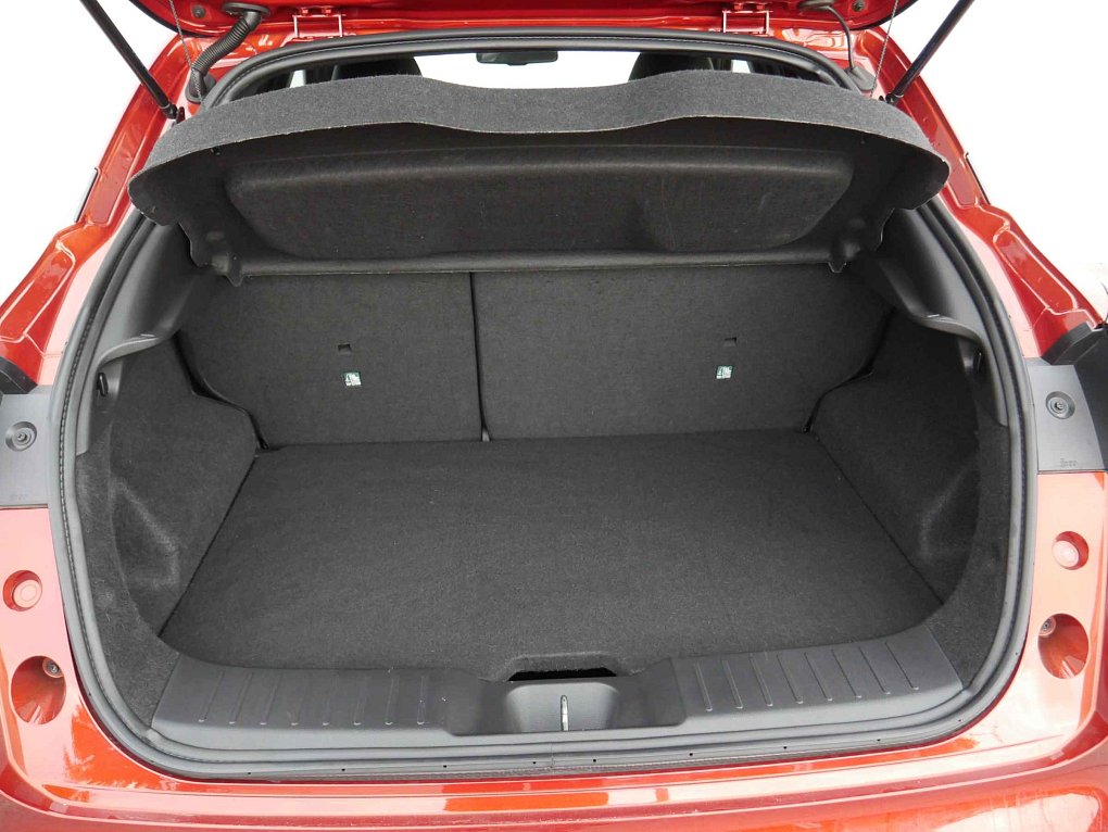 Nissan Juke 1.0 DIG-T N-Connecta