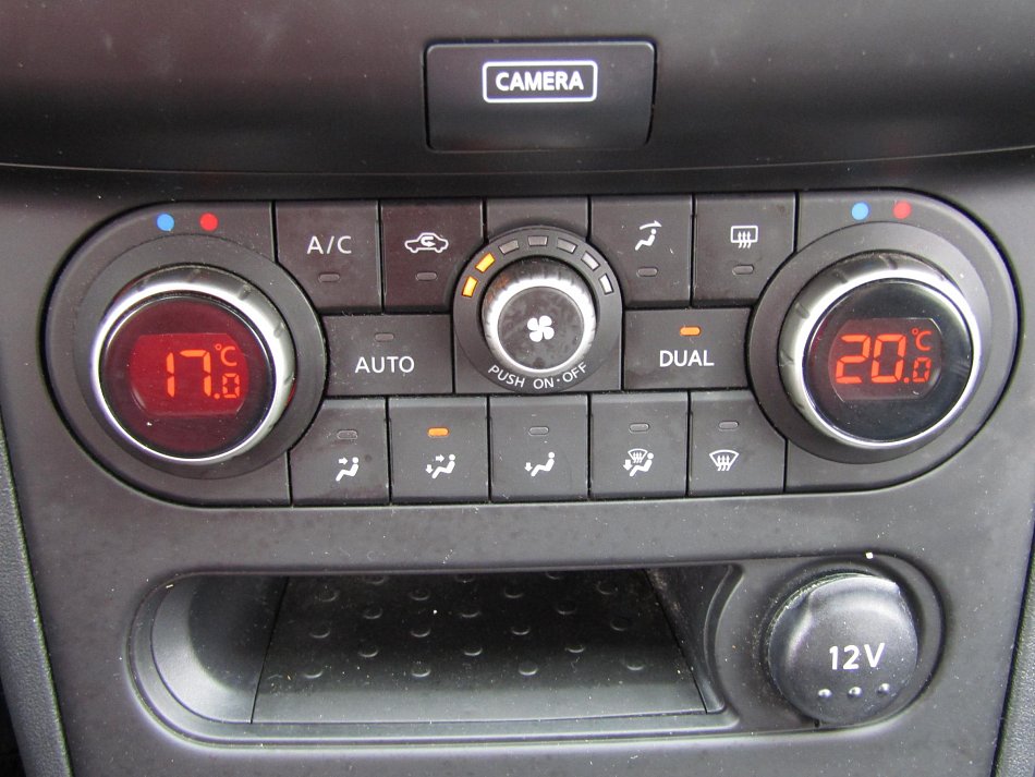 Nissan Qashqai 1.6i 