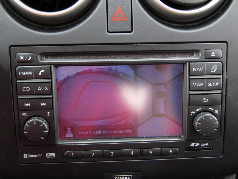 Nissan Qashqai 1.6i 