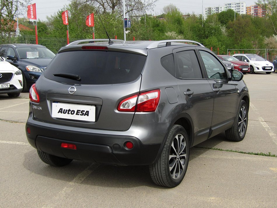 Nissan Qashqai 1.6i 