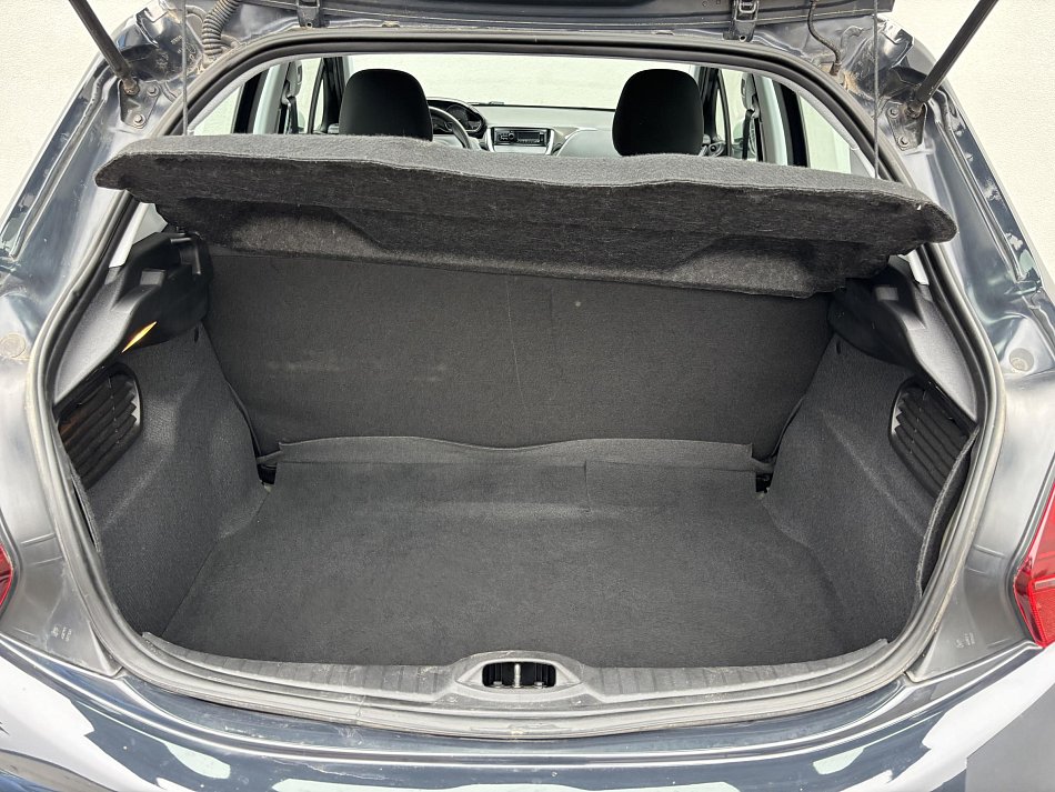 Peugeot 208 1.2 PT 