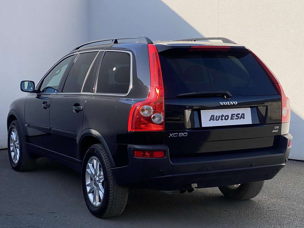 Volvo XC90 2.4 D5 Summum 4x4