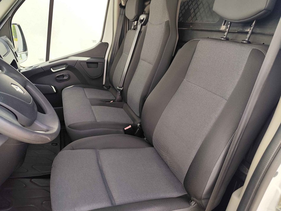 Renault Master 2.3dCi  L2H2 DÍLNA
