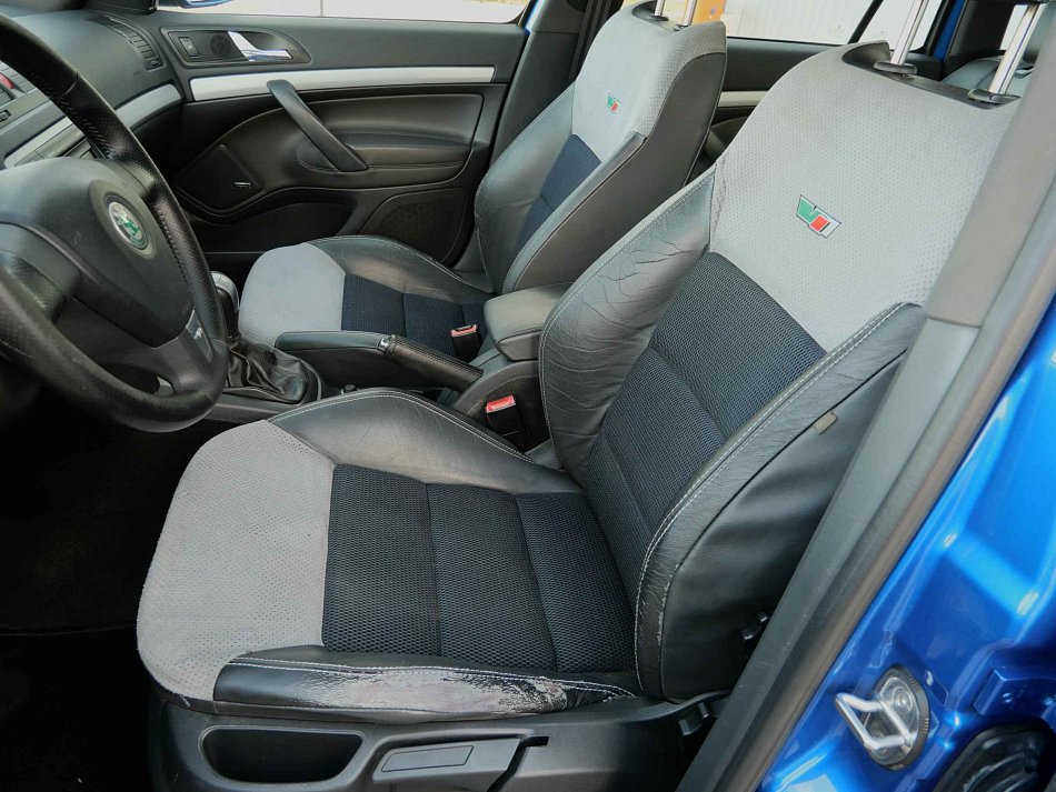 Škoda Octavia II 2.0 TFSi RS