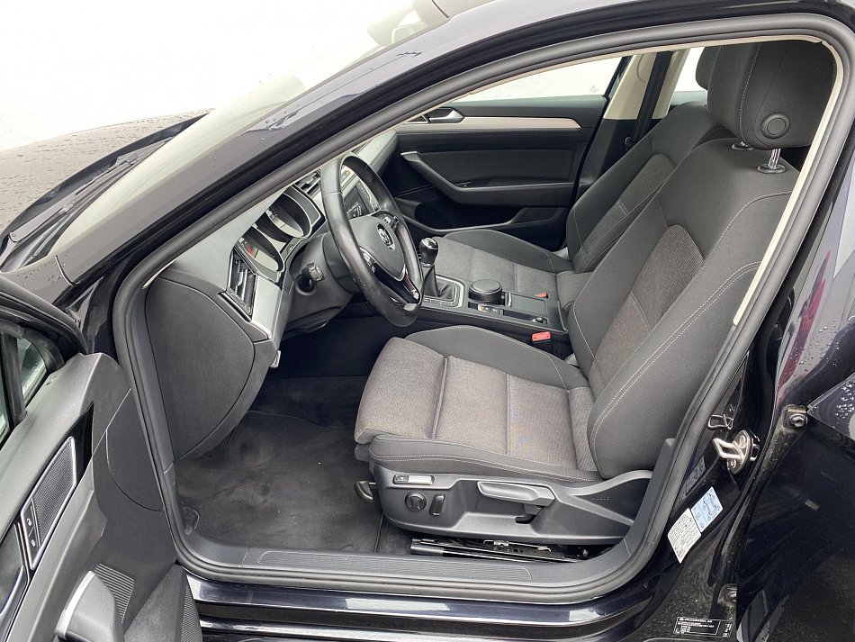 Volkswagen Passat 2.0 TDi Comfortline