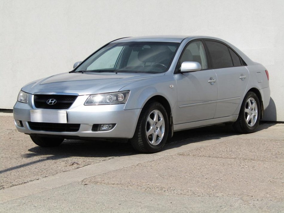 Hyundai Sonata 2.0 i 