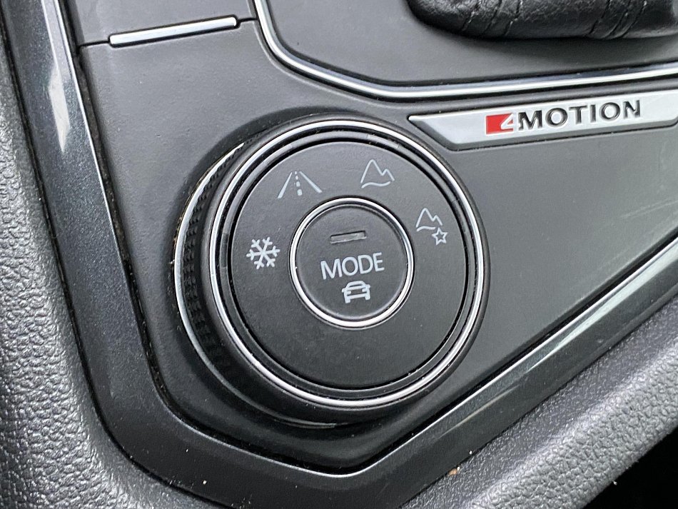 Volkswagen Tiguan 2.0 TSi Highline 4X4