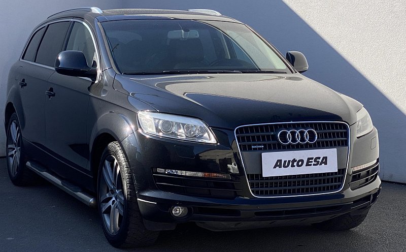 Audi Q7 4.2 FSi  quattro