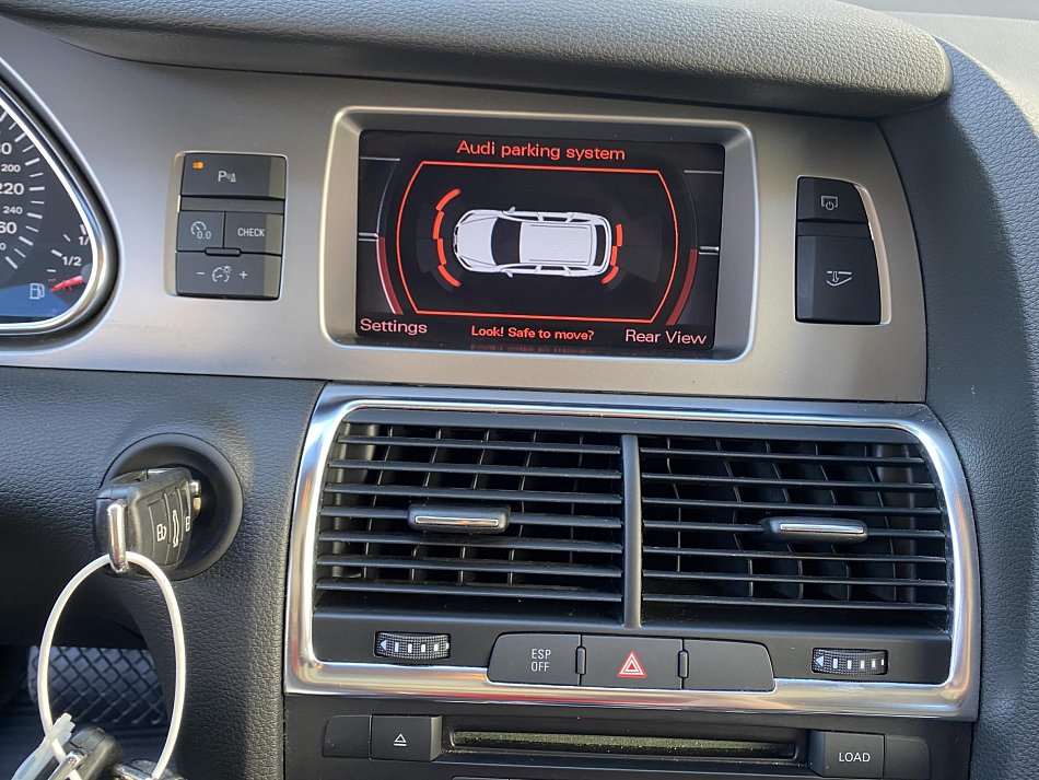 Audi Q7 4.2 FSi  quattro