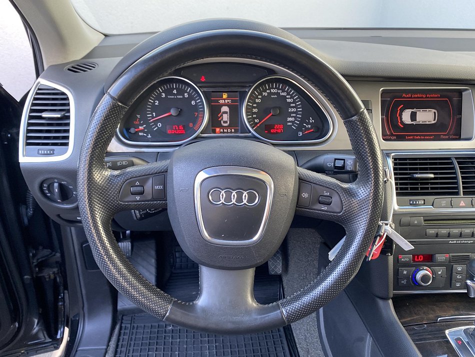 Audi Q7 4.2 FSi  quattro