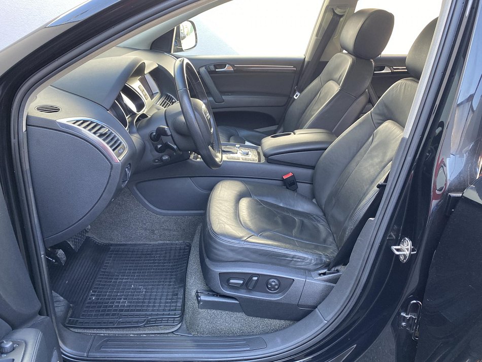 Audi Q7 4.2 FSi  quattro