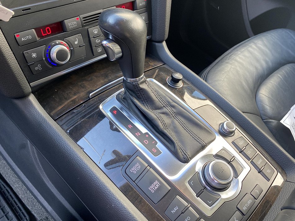 Audi Q7 4.2 FSi  quattro