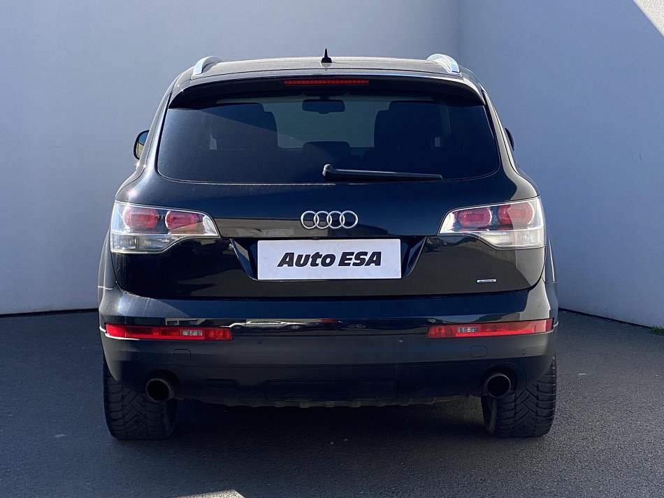 Audi Q7 4.2 FSi  quattro