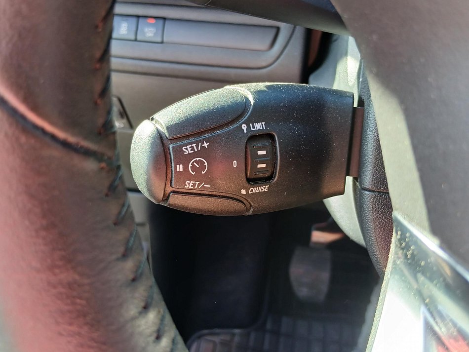 Peugeot 2008 1.2PT 