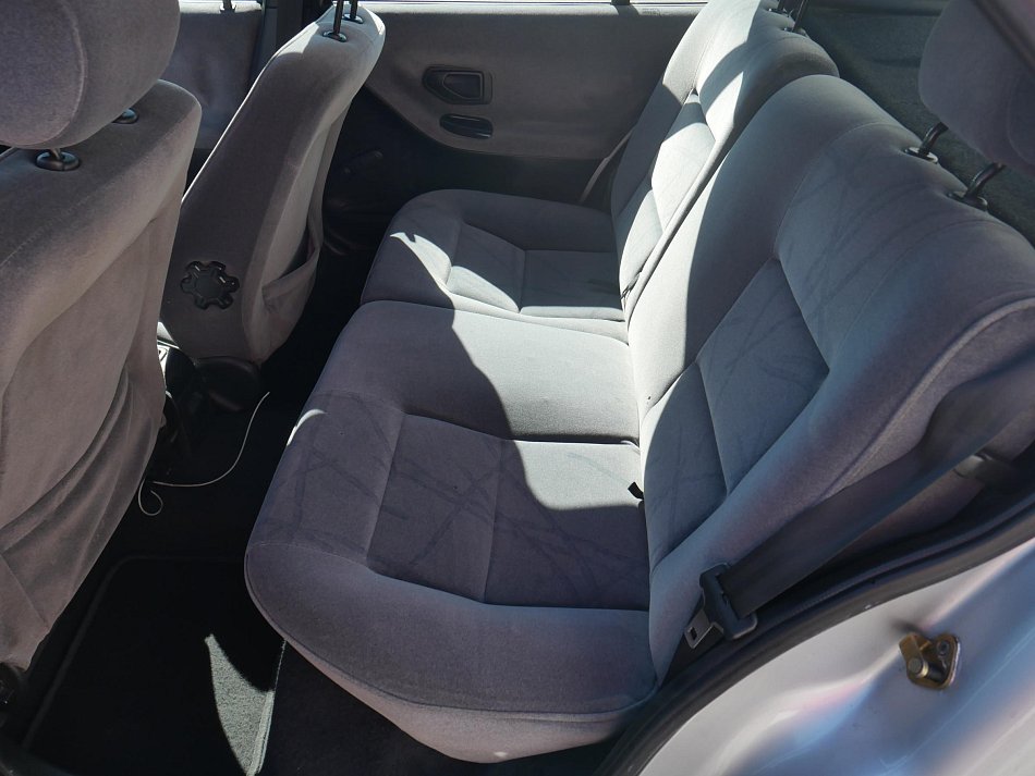 Peugeot 306 1.8i 
