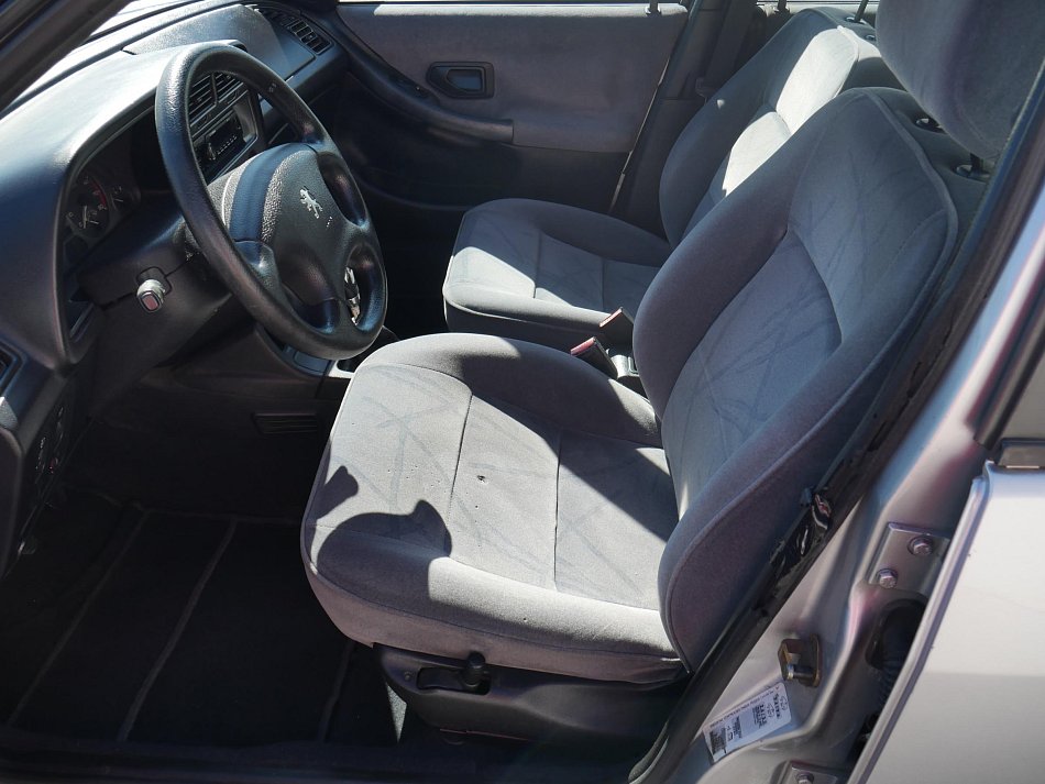 Peugeot 306 1.8i 