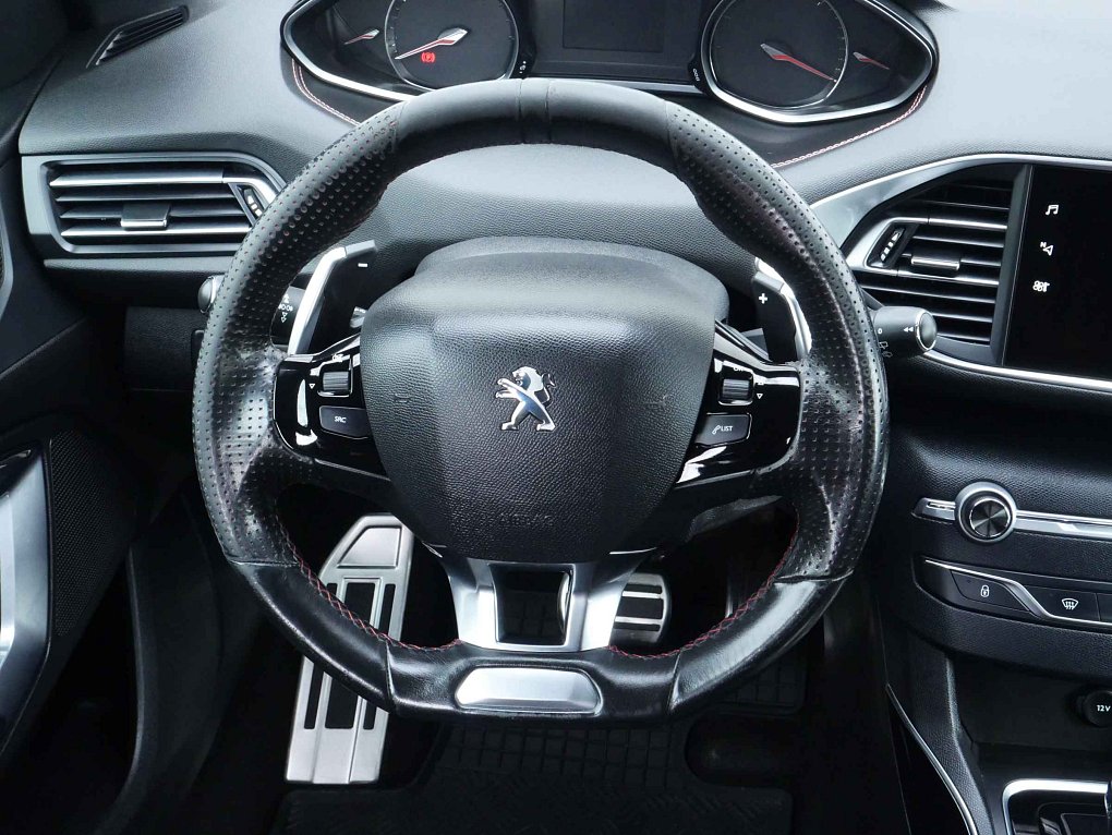 Peugeot 308 1.5 HDi 