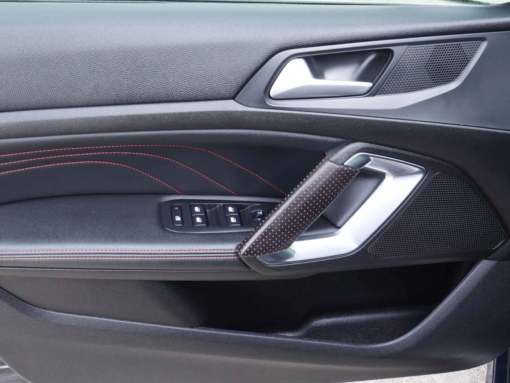 Peugeot 308 1.5 HDi 