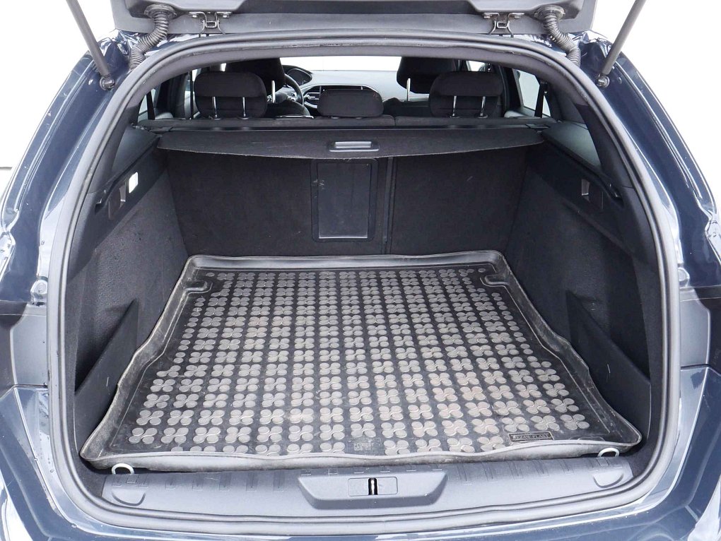 Peugeot 308 1.5 HDi 