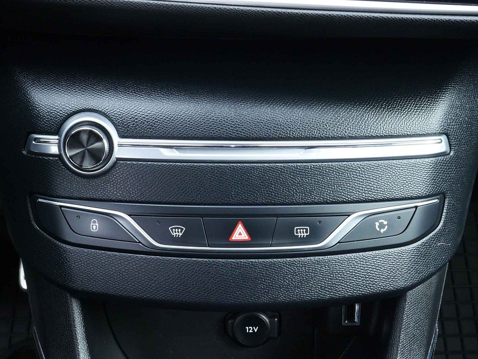 Peugeot 308 1.5 HDi 
